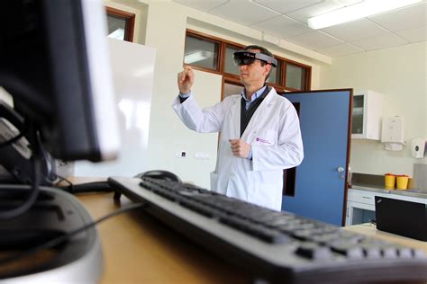 Futuros enfermeiros vão aprender com recurso à realidade aumentada