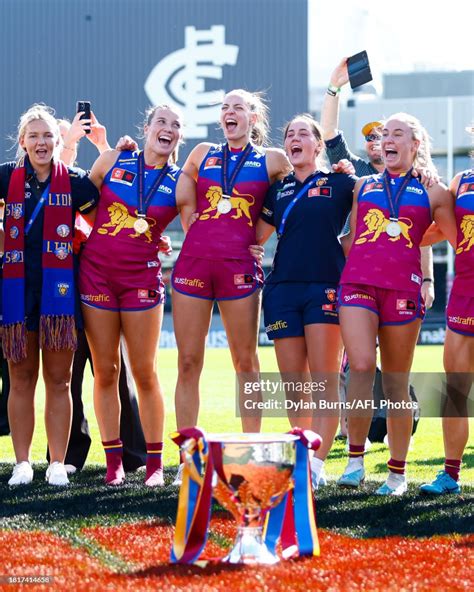 The Lions Sing The Team Song During The 2023 Aflw Grand Final Match News Photo Getty Images