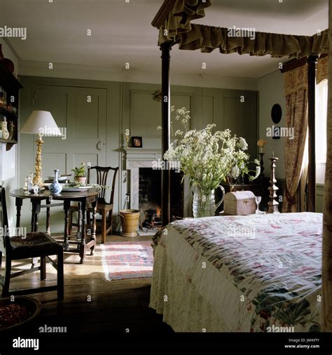 Georgian style bedroom Stock Photo - Alamy