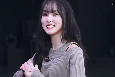 Tossya On Twitter Rt Yujuhourly Yuju Https T Co