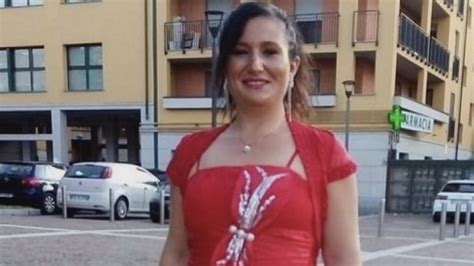 Alessia Pifferi partorì Diana in bagno poi organizzò il finto