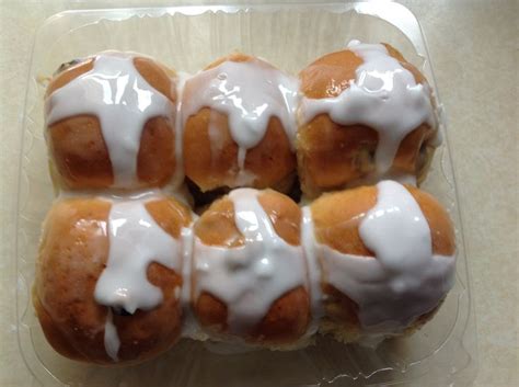 Hot Cross Buns For Lent Hot Cross Buns Cross Buns Bun
