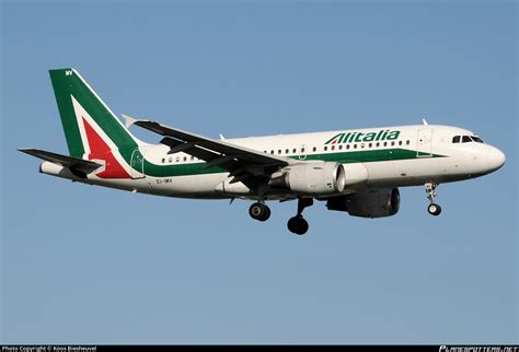 EI IMV Alitalia Airbus A319 111 Photo By Koos Biesheuvel ID 880409