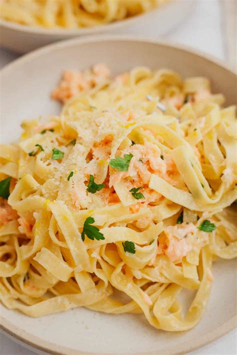 Salmon Pasta With Crème Fraîche Alpine Ella