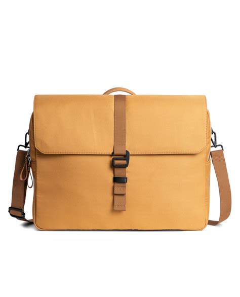 Messenger Bags Buy Laptop Messenger Bags For Men And Women Dailyobjects