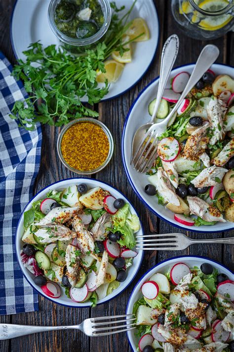 Kartoffelsalat Mit Geräucherter Makrele Bilder Kaufen 13467035