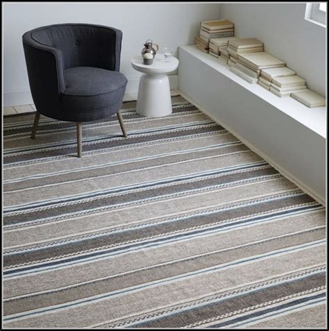 Black And Grey Runner Rug Rugs Home Decorating Ideas 0okp3yawaw