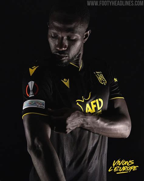 Les Nouveaux Maillots FC Nantes 2023 Par Macron Maillots Foot Actu