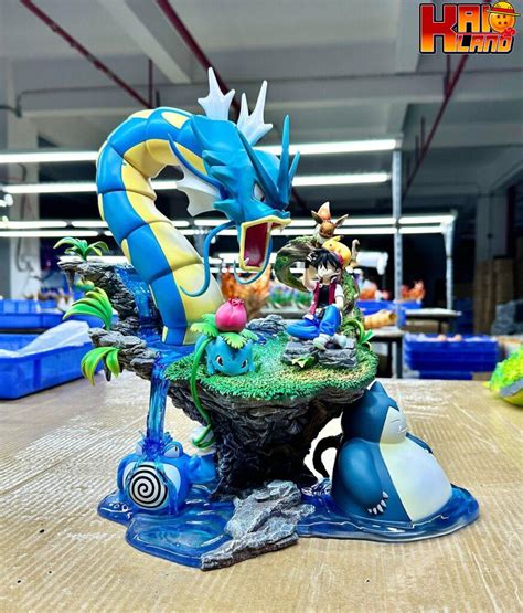 Pokemon Pchouse Studio Red Resin Statue Kaioland