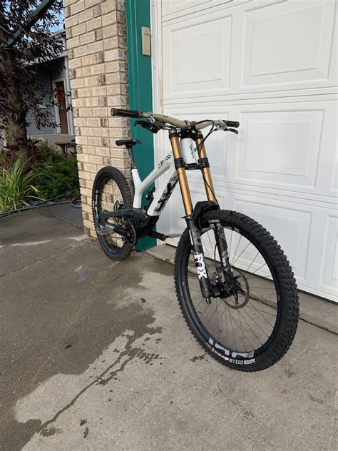 2019 YT Tues Pro Race XL For Sale