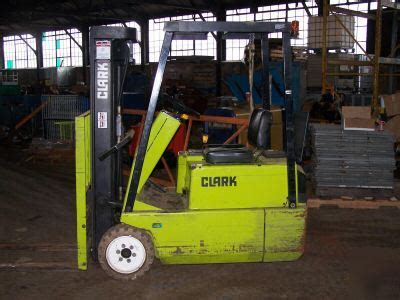 Clark forklift