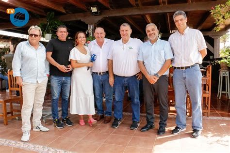 Onda Fuerteventura Organiza El Almuerzo De Fraternidad De Lucha