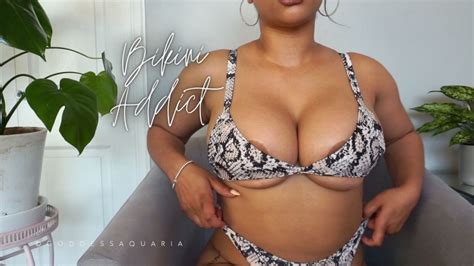 Bikini Addict Goddess Aquaria Clips4Sale