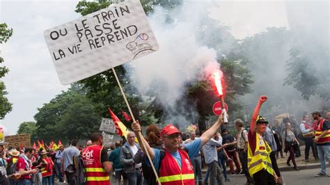 Grève Et Manifestations Pourquoi Les Cheminots De La Sncf Se