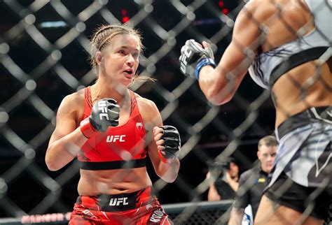 Karolina Kowalkiewicz vs Diana Belbitā añadido al UFC Vegas 80 MMA