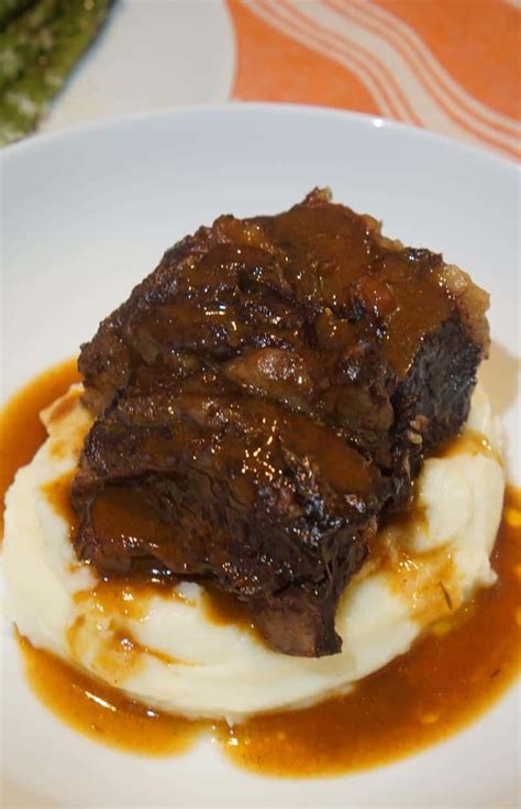 Slow Cooker Beef Short Ribs In Red Wine Sauce A Food Lover S Kitchen