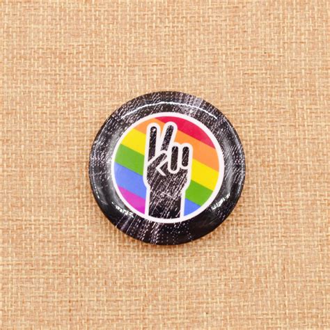 Lgbt Badge Brooch Pin Lesbian Gay Pride Rainbow Lapel Pin Unisex