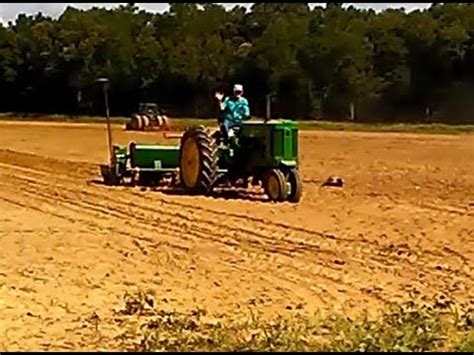 John Deere 60 Planting Corn YouTube