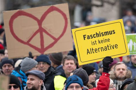 Zehntausende Bei Demos Gegen Rechts Auf Bayerns Stra En