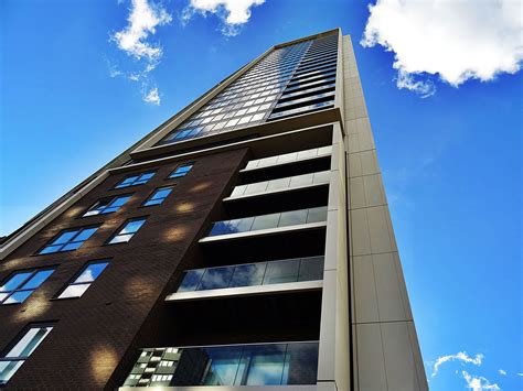 Lee-chin Crystal Building · Free Stock Photo 