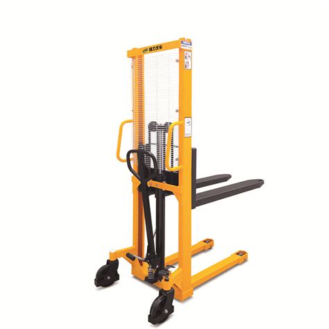 3300lbs Hand Manual Stacker Capacity 2500mm Lifting Height Hydraulic