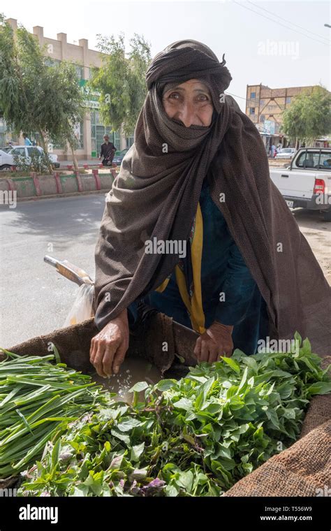 Balochi Woman Hi Res Stock Photography And Images Alamy