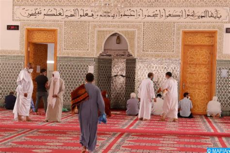 Tarawih Prayers Return To Mosques