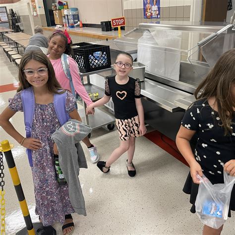 Wabash City Schools... - Wabash City Schools Cafeteria