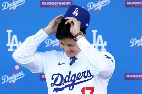 Shohei Ohtani Gifts Porsche To Joe Kelly Wife In Exchange For Dodgers