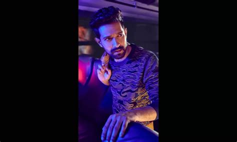 Critics Choice Awards Vikrant Massey Wins Best Actor Award