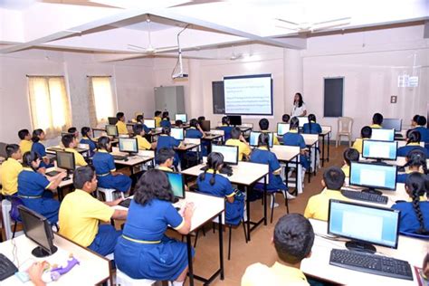 New India School Bhusari Colony Kothrud Pune Fees Reviews And