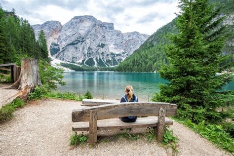 Best Way To Visit Lago Di Braies Helpful Tips And Photos Earth Trekkers