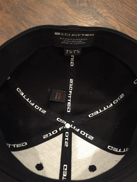 305 Fitted Hats