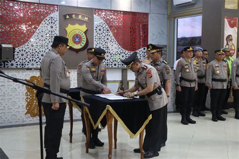 Kapolda Aceh Pimpin Sertijab Irwasda Dan Dua Pejabat Utama