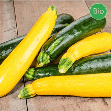 Courgettes Vertes Jaunes Bio Kg Zesti Livraison De Paniers Locaux