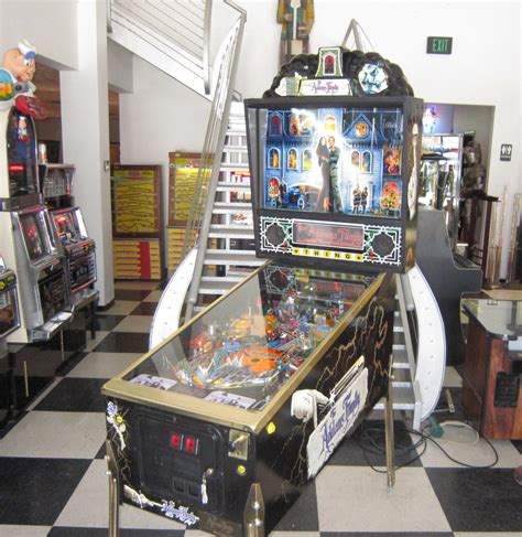 The Addams Family (Special Collectors Edition) Pinball Machine * | Fun!