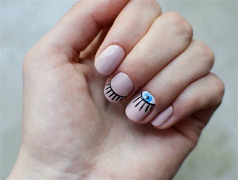 16 Stunning Minimalist Nail Art Ideas To Try