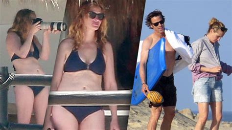 Pretty Woman Julia Roberts Burns Up The Beach In Her Bikini While South Of The Border