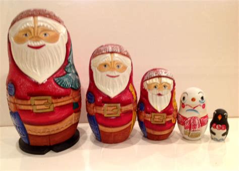 Russian Matryoshka 5 Nesting Doll Hand Carved And Painted Santa Claus