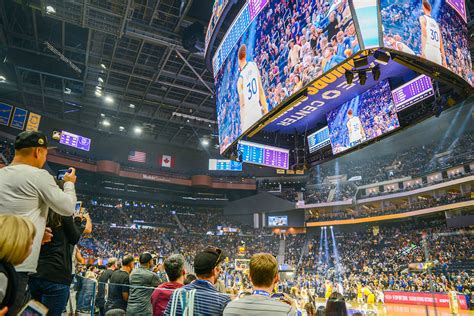 Golden State Warriors Score Nbas Largest Centre Hung Display