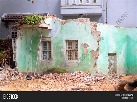 House Broken