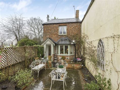 2 Bed Semi Detached House For Sale In Church Lane Old Marston Village