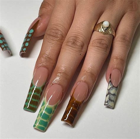 The Nail Babe On Instagram Tag Somebody Who Would Love These👇🐍