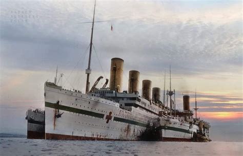 RMS Oceanic arriving in NY. In 1914 she was converted into an armed merchant cruiser (as ...