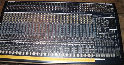 Behringer Eurodesk MX3282A image (#354367) - Audiofanzine