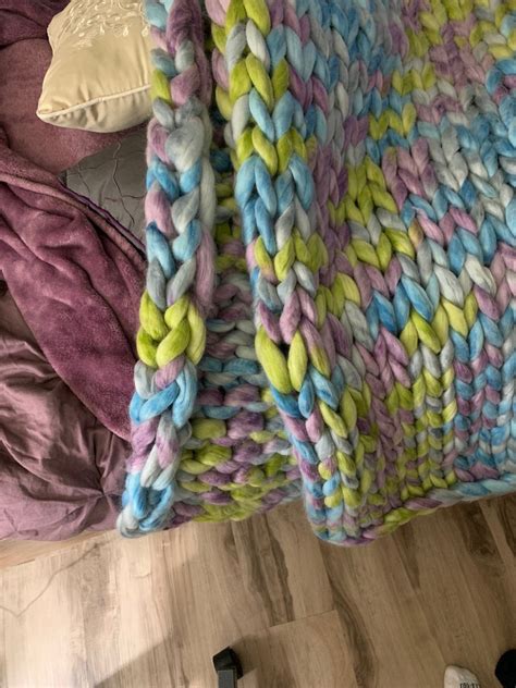 Easy Chunky Hand Knitted Blanket In One Hour 9 Steps With Pictures