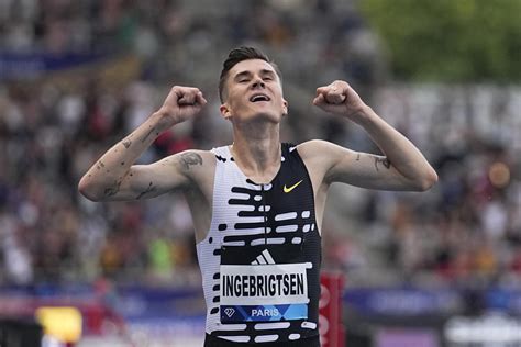 Norway S Jakob Ingebrigtsen Shatters Year Old Mile Record Yahoo