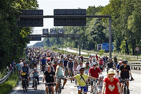 Presse Einladung Gro E Adfc Sternfahrt Am Juni Mehr Recht F Rs