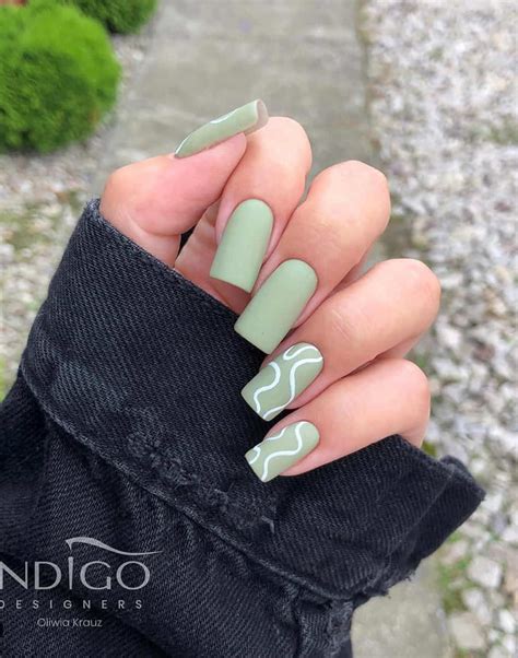 Gorgeous Sage Green Nails To Inspire Your Next Mani