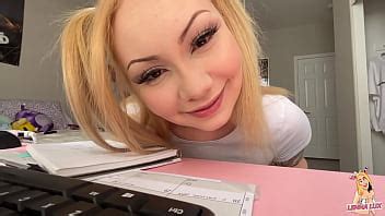 La dea gigantessa ti mangerà Vore XVIDEOS